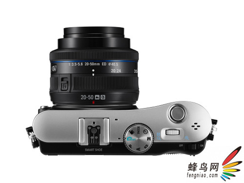三星发布无反光镜可更换镜头DC之NX100